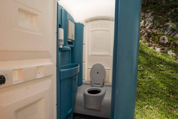Best High-end porta potty rental  in Monticello, IL